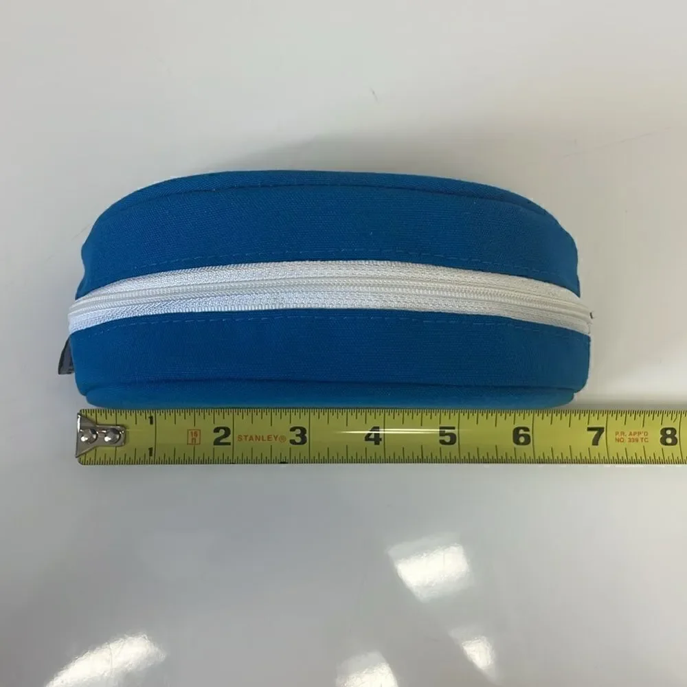 Oliver Peoples Blue Zippered Sunglasses Case with Cloth Dust-bag